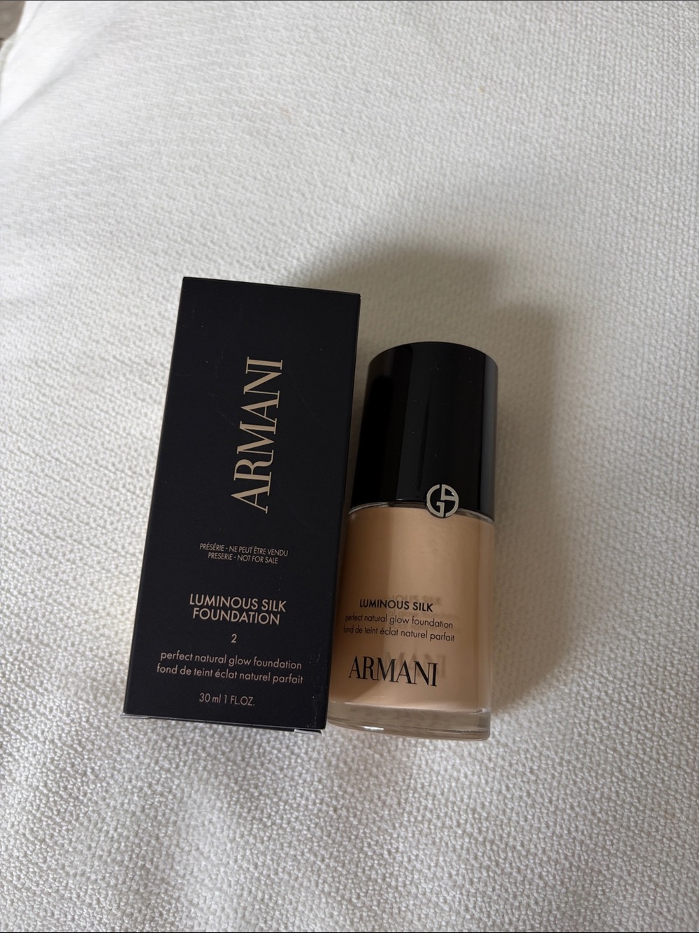 New Giorgio Armani Luminous Silk Foundation - shade 2
